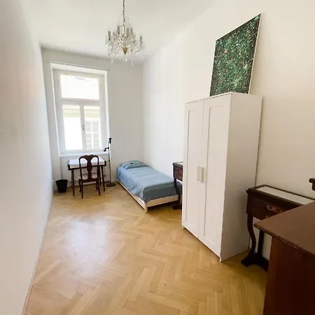 Center Of 369 Apartment
